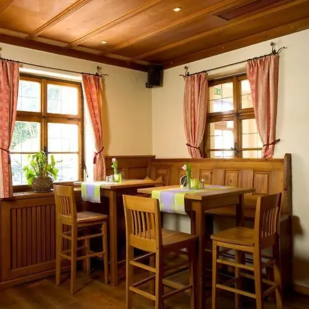 게스트하우스 Gasthof Neumayr 3*